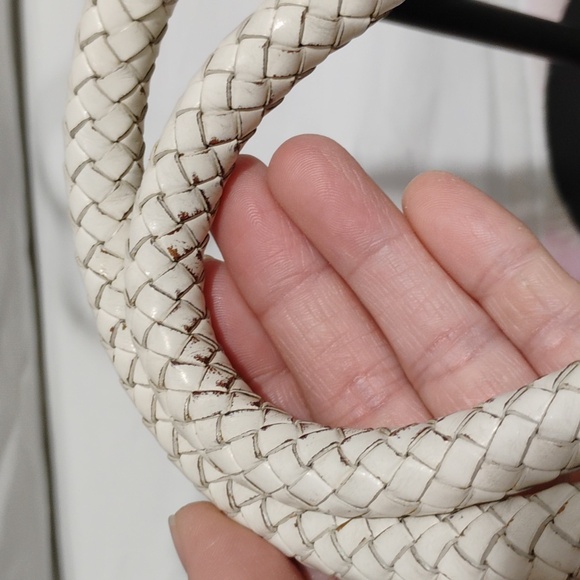 SALE! Cole Haan Genevieve Woven Leather Triangle Shoulder Bag (#36) - Picture 5 of 13